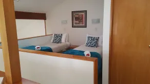 Cascades Lakefront Motel - Chambre