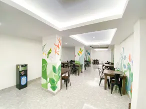 Lun Hotel Manado - Restaurante