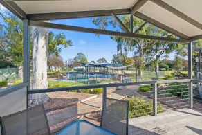 Lake Hume Holiday Park - Ausblick vom Zimmer