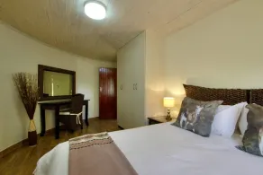 Monzi Safari Lodge - Room
