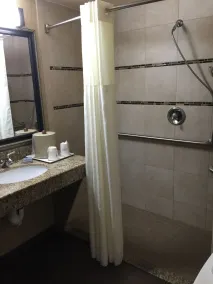 Wingate by Wyndham Little Rock - Salle de bain