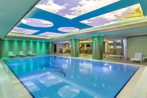 Ramada by Wyndham Usak - Pool