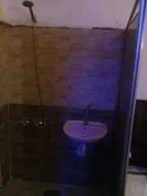 Nile plaza hostel - Bathroom