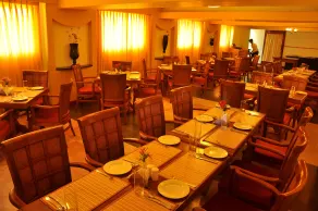 Benzz Park Family Resort Kodaikanal - Restaurant
