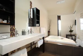 Kelvin Hotel - Baño
