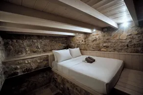 Valaes Guest House - Rom