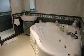 The Salty Monk Bed & Breakfast - Room