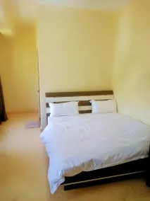FAVOURED HOTEL - Bathroom