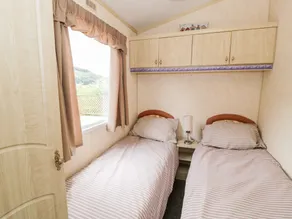 Grange Caravan - Room