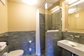 Hotel Morteratsch - Bathroom