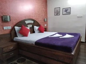 Green Point Resort - Room
