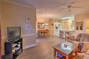 Stylish newly renovated condo on the golf course - Interiør