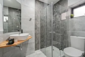 Hotel La Finca - Luxury Suites Hotel - סוויטות יוקרה במרכז באר שבע עם ג'קוזי וחוויית אירוח פרימיום - Bathroom