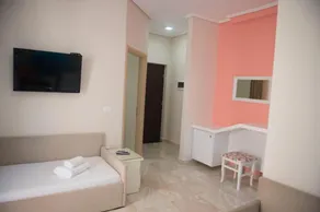 Vila e Bardhe Butique Hotel - Room