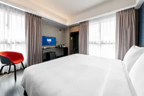 Holiday Inn Express Kaohsiung Love River by IHG - Room