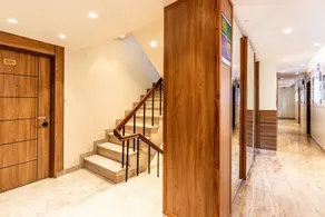 Treebo Varuna With Mountain View, Mall Road - Lobby