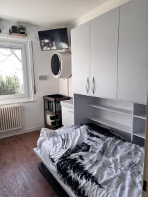 Room-lake View Room in Pully With Washin - Værelse