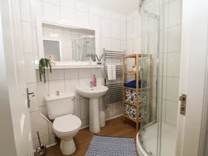 2B Cavendish Villas - Bathroom