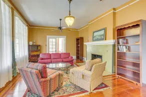 1 Mi to Dtwn Meridian: Historic Home w/ Porch! - Intérieur