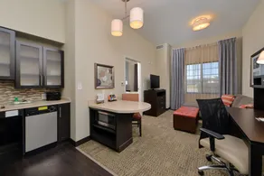 Staybridge Suites Rochester by IHG - Chambre