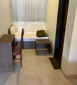 Saanvi Resort Bhavnagar - Room