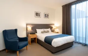 Mawson Lakes Hotel - Room
