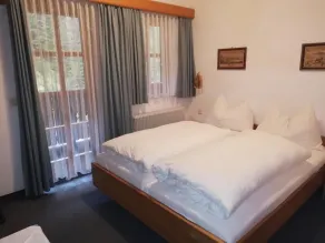 Pension Lederergütl - Jokercard & Parkplatz inkl - Room