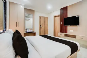 Super Townhouse Oak Banaras Central Railway Junction Formerly Sri Hari Inn - Chambre