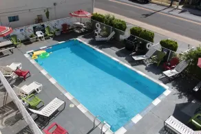 HC-127 Beach Haus - Pool