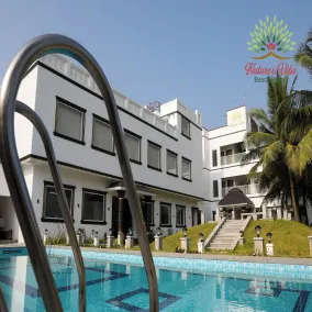 Natures Vibe Beach Resort - Restaurant