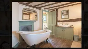 The Standard Inn - Baño