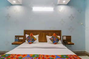 Super Hotel O by OYO Sector 52 Chandigarh ISBT Road Formerly Hari Residency - Room