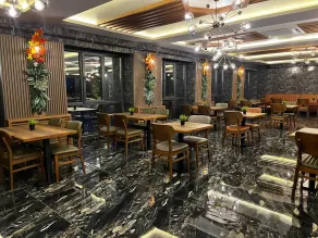 Sheltons Hotel - Restaurante