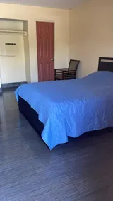 Slumberland Motel - Chambre