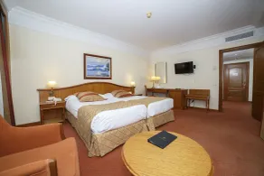 Hotel Hoyuela - Zimmer