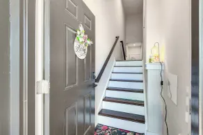 Townhome at Laurel Park: Modern & Spacious Getaway - Interiör