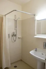 St George Hotel Rochester-Chatham - Bathroom