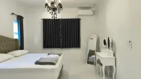 Omah Koe 812 by ABM - Room