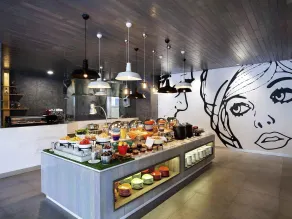 Ibis Styles Jakarta Sunter - Restaurant