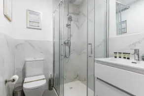 Edmond Vibes Plaza de Castilla - Badezimmer