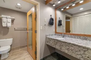 Best Western PLUS Executive Court Inn & Conference Center - Salle de bain