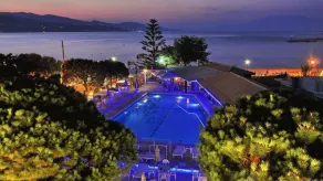 Valais Hotel - Pool