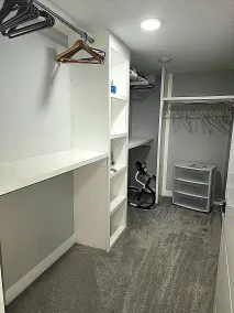 Luxurious home away from home with Aircon - Fitness facility
