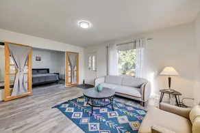 3 Mi to Auburn Station! Commuter-friendly Home - Intérieur