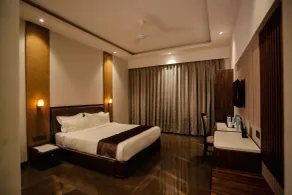 White Season by The Sky Imperial, Bhilwara - Room