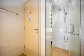 Royal State Nguyen Luong Bang - Bathroom
