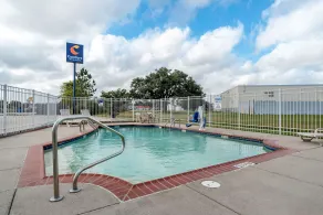 Comfort Inn & Suites Scott-West Lafayette - Piscine