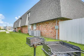 Community Pool & Central Location! Houma Apt - Innenbereich
