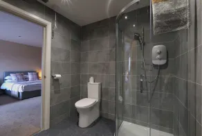 Bannview Bed & Breakfast - Bathroom