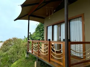 Tebing View Glamping, Azana Hotels Collection - Ausblick vom Zimmer